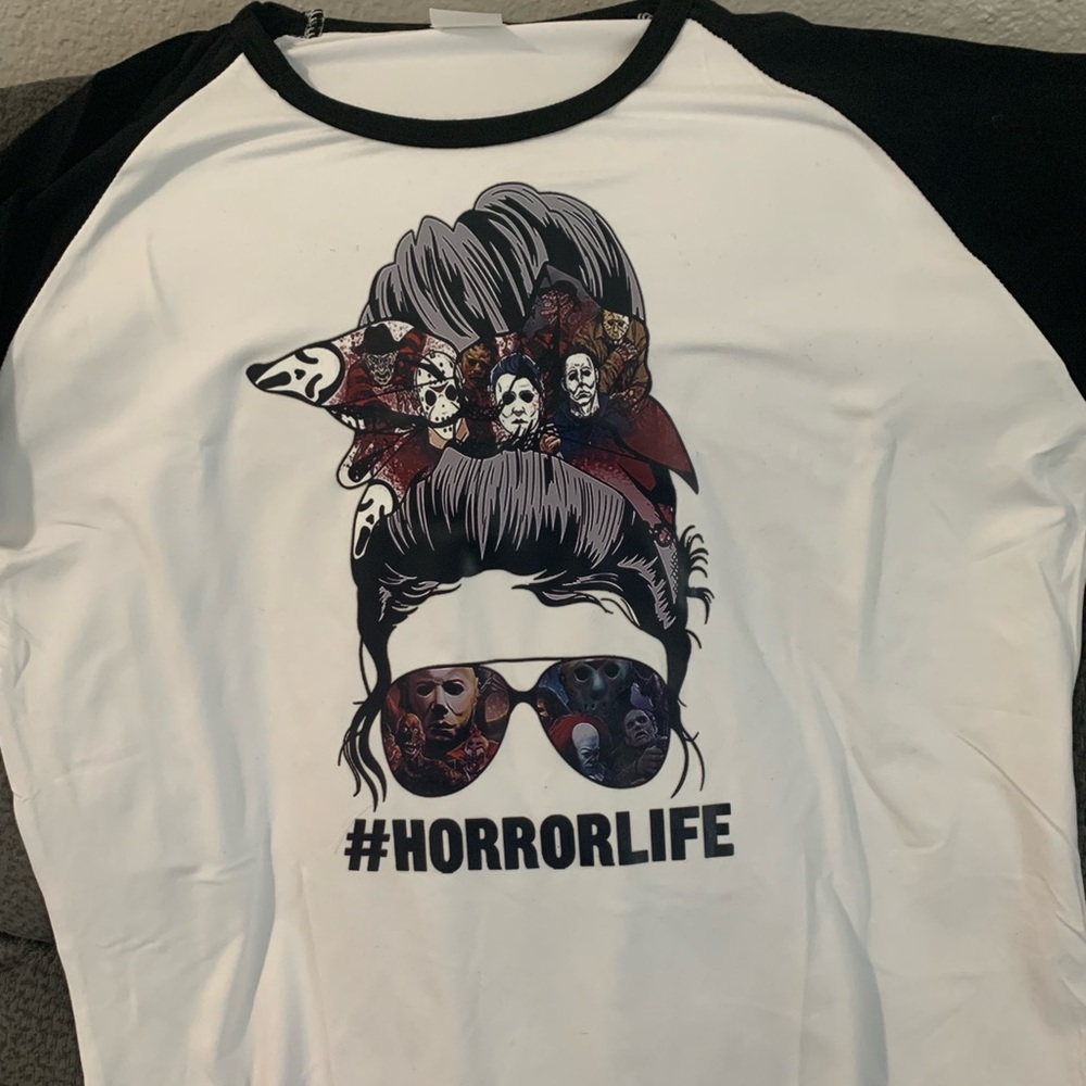 Tee shirt